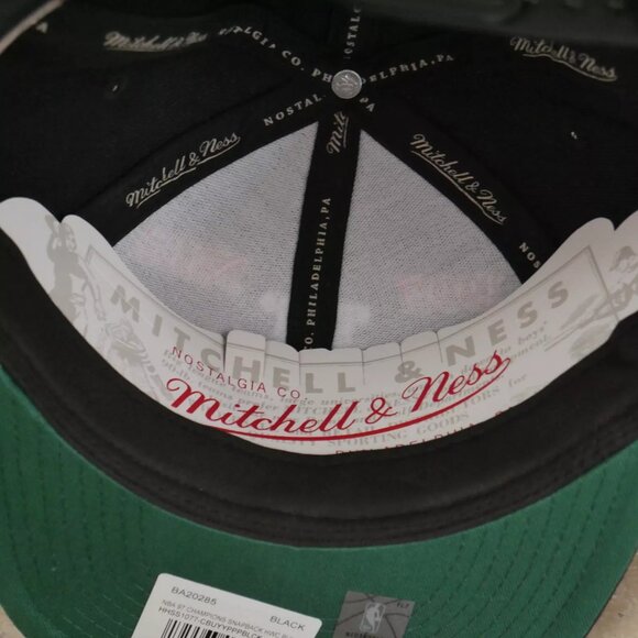 Chicago Bulls 1997 NBA Champions Snapback Hat Mitchell & Ness Vintage 90's NWT! - Picture 7 of 9